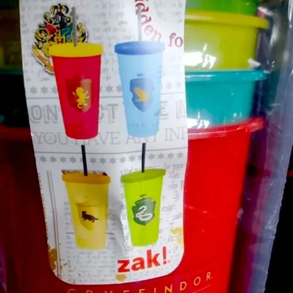 🎉Last deal 🎉Harry Potter glow in the dark  tumblers set